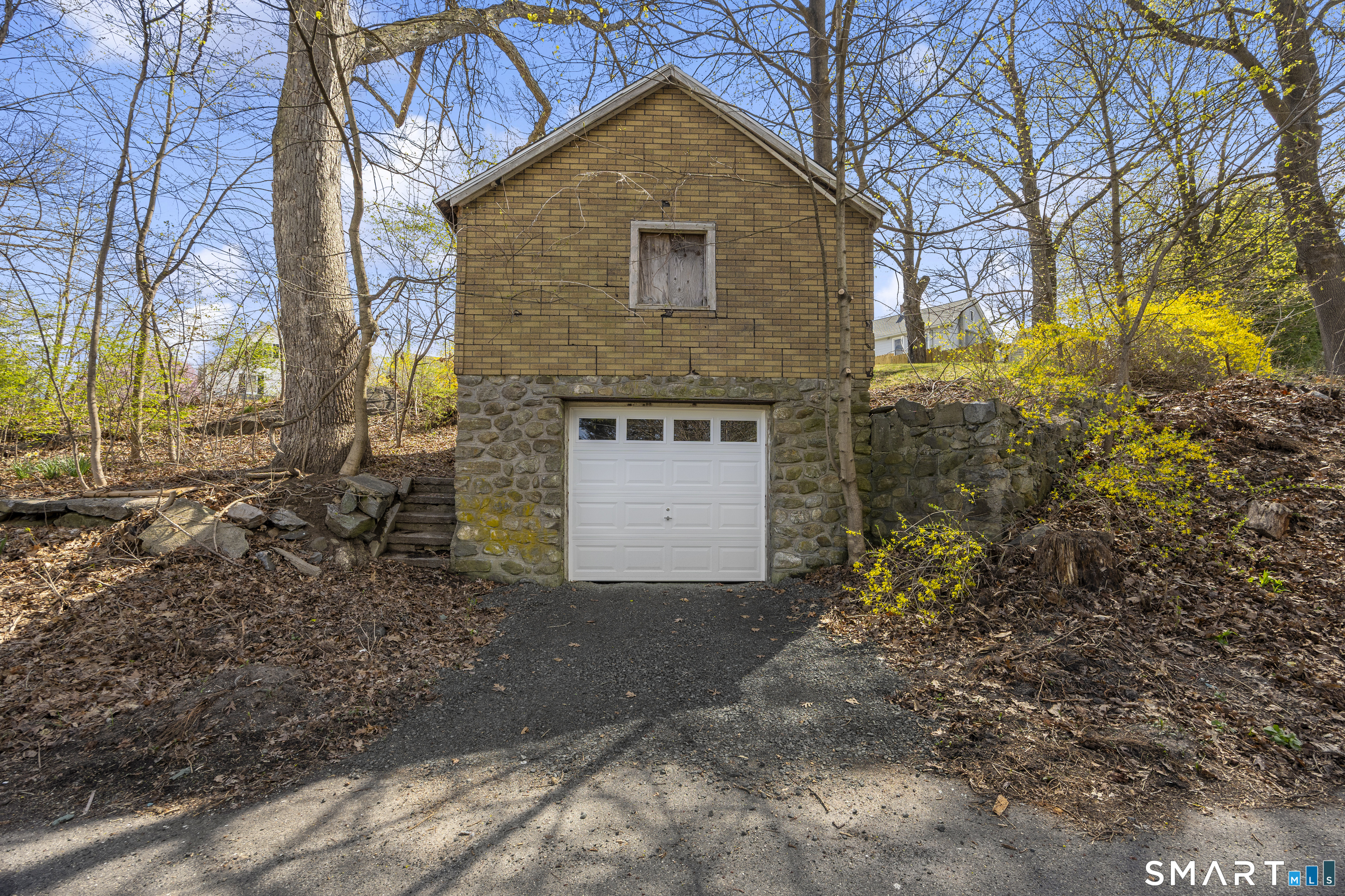 22 Merrimac Street