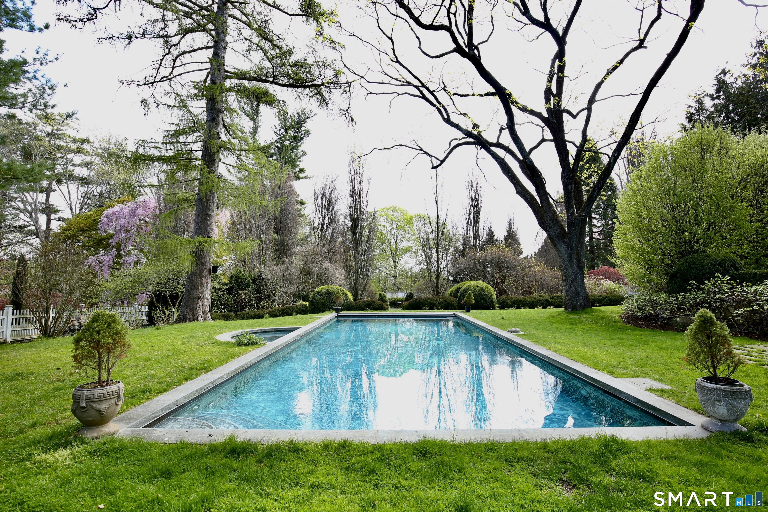 11 Clapboard Hill Road