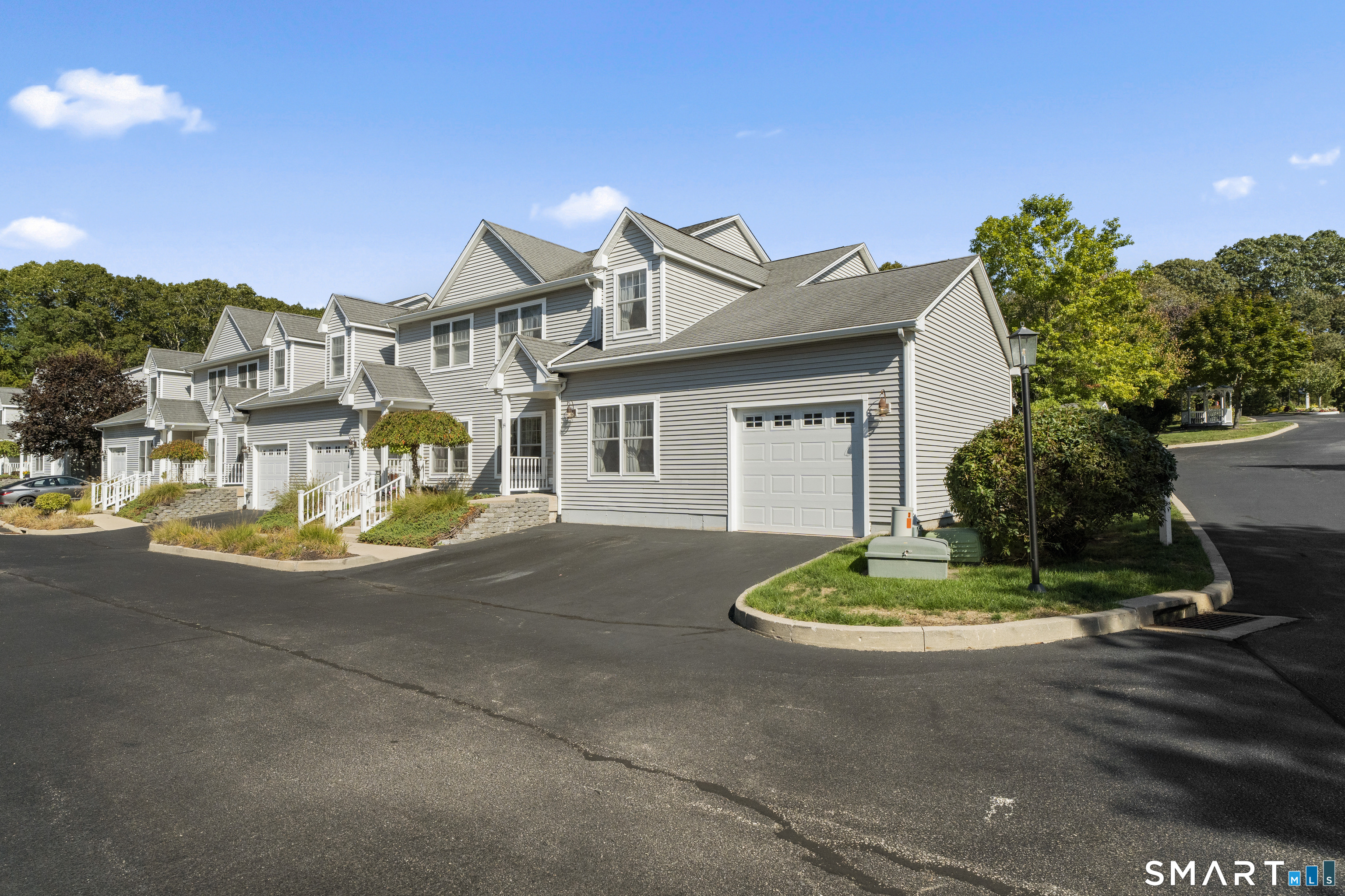 375 Allyn Street G34