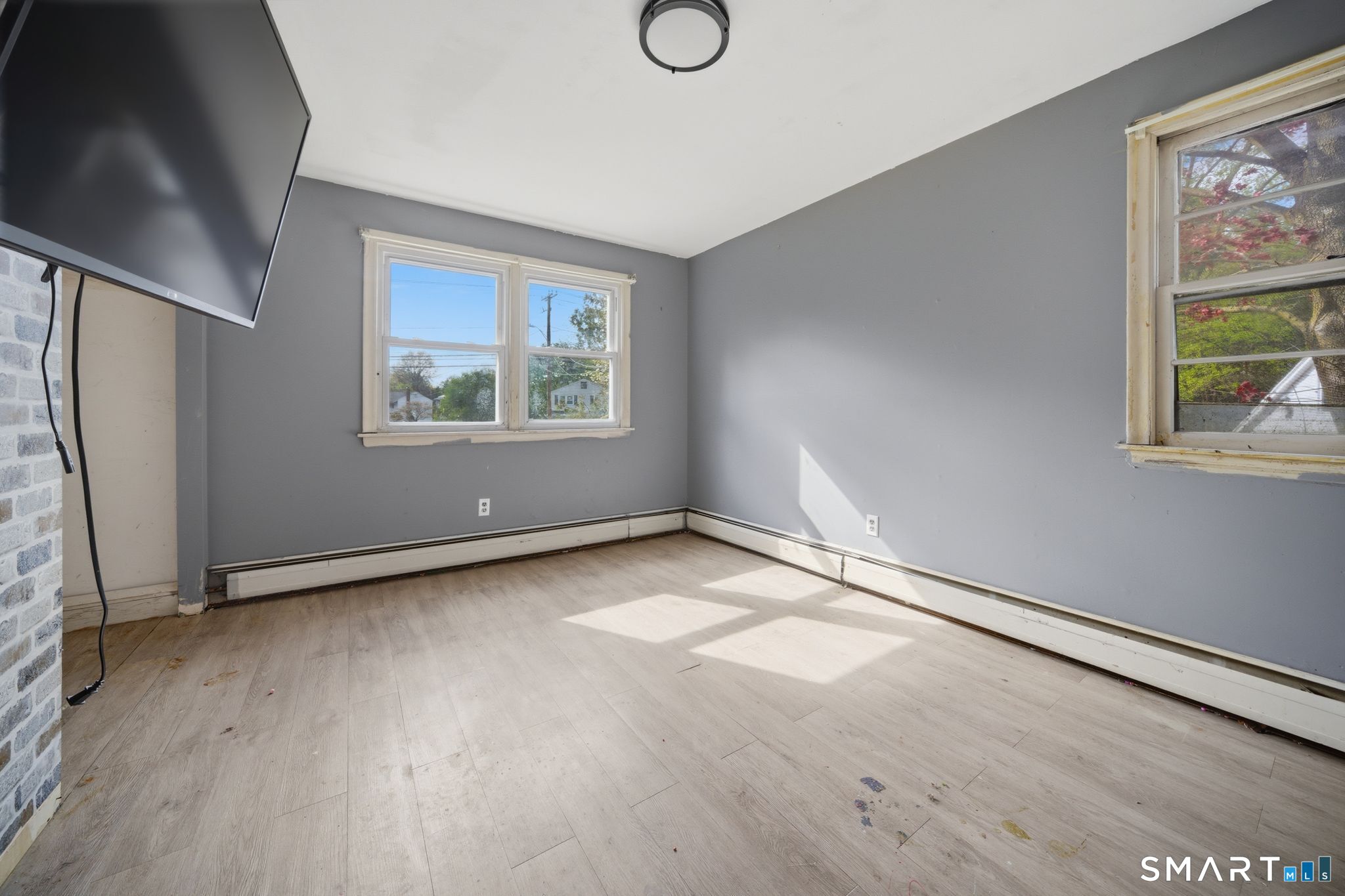 218 Woodland Avenue