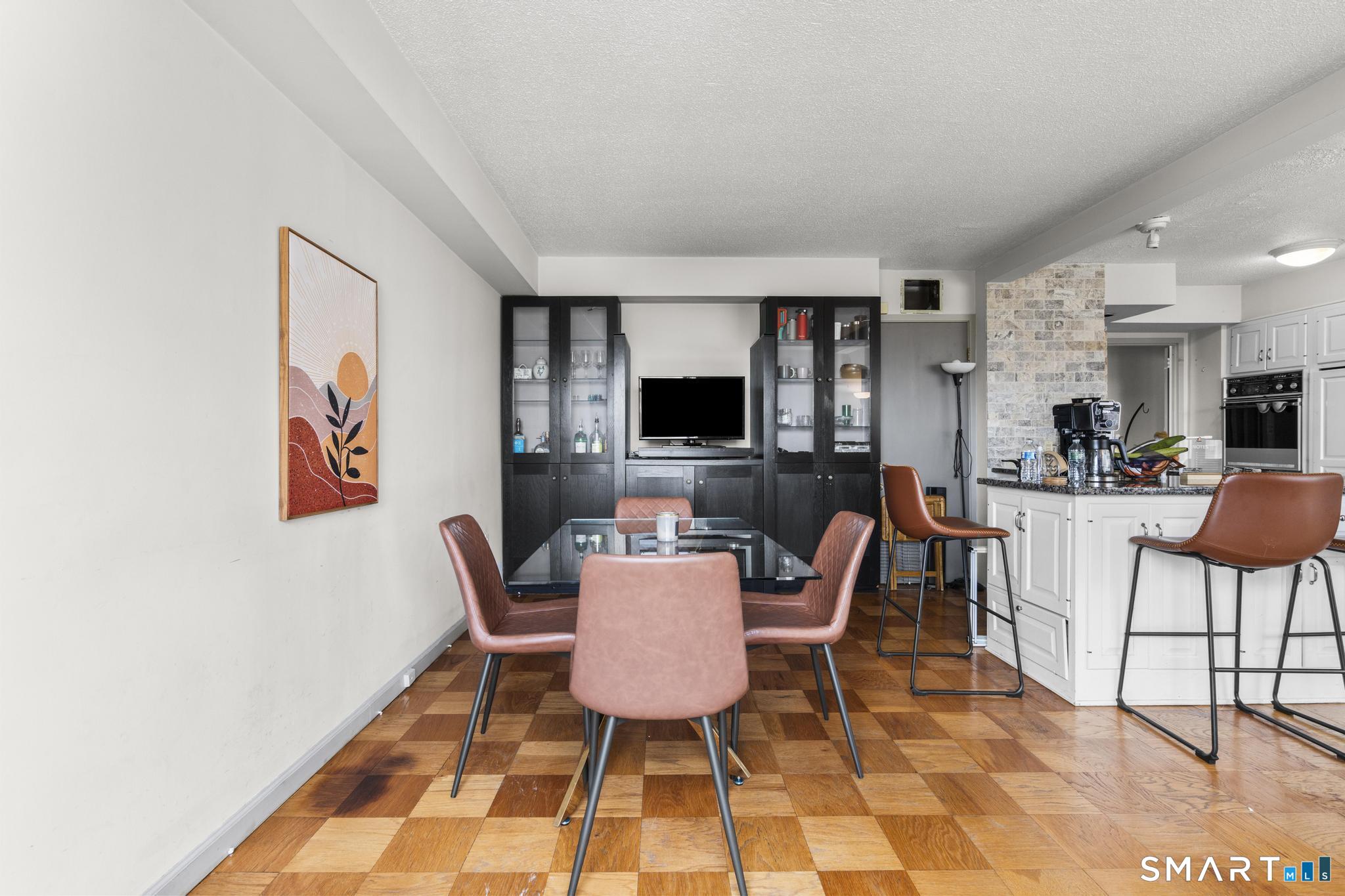 44 Strawberry Hill Avenue 8K