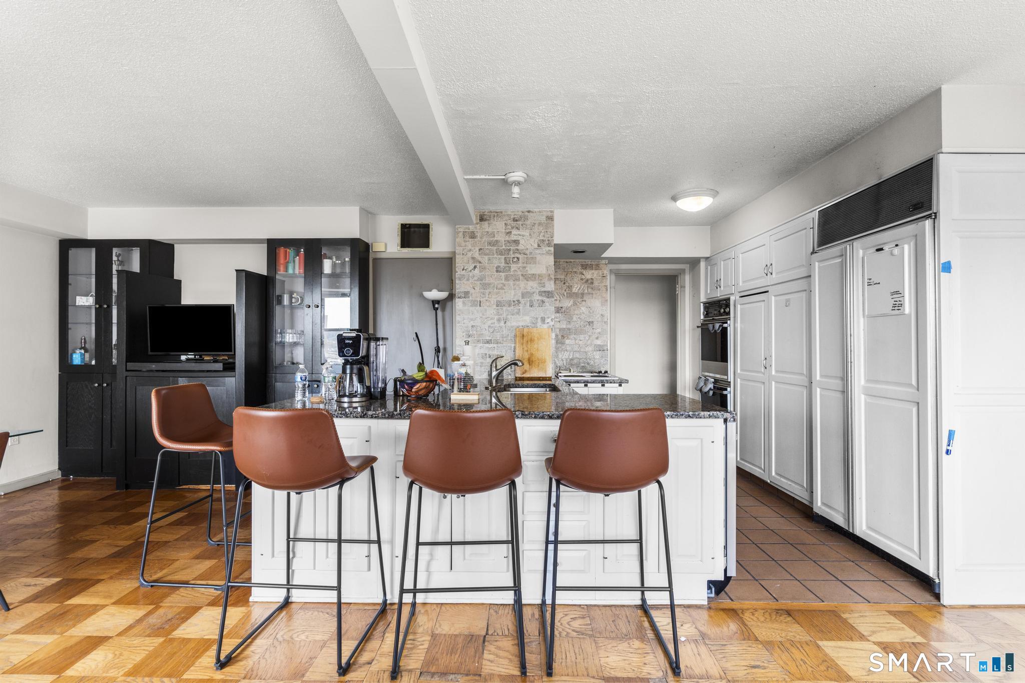 44 Strawberry Hill Avenue 8K