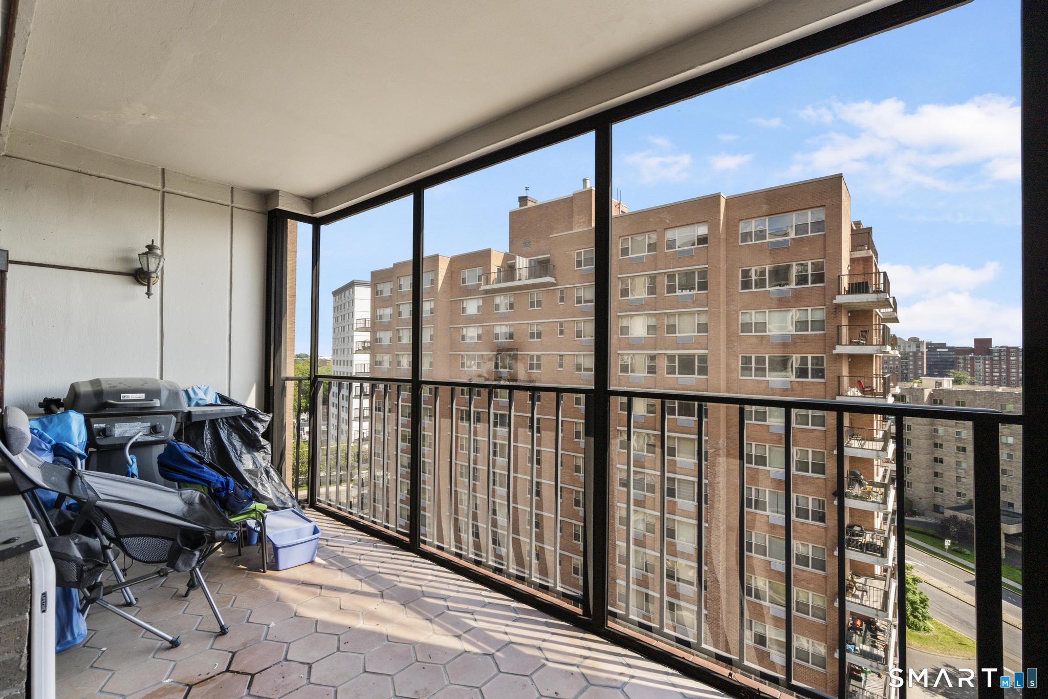44 Strawberry Hill Avenue 8K