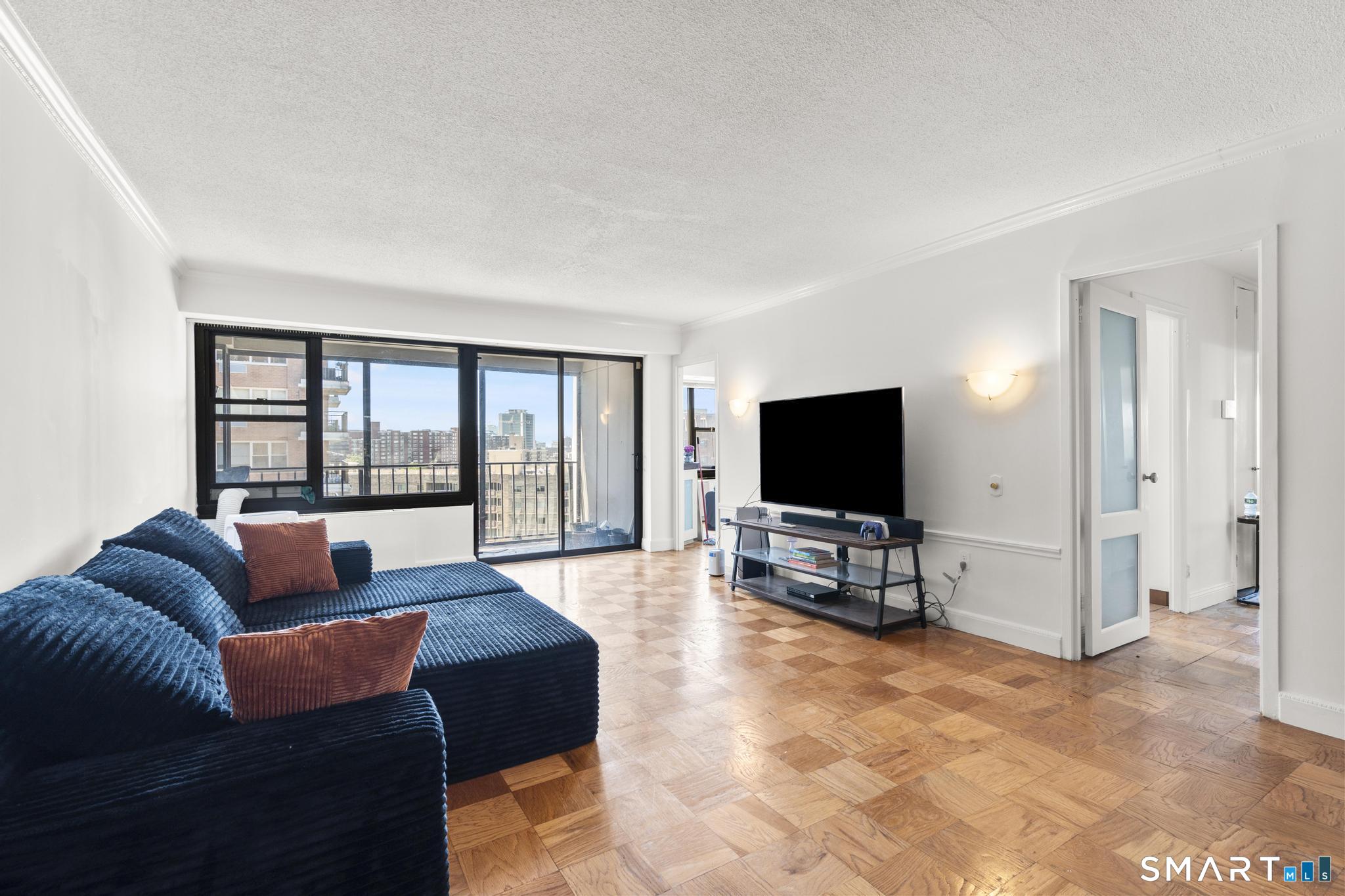 44 Strawberry Hill Avenue 8K