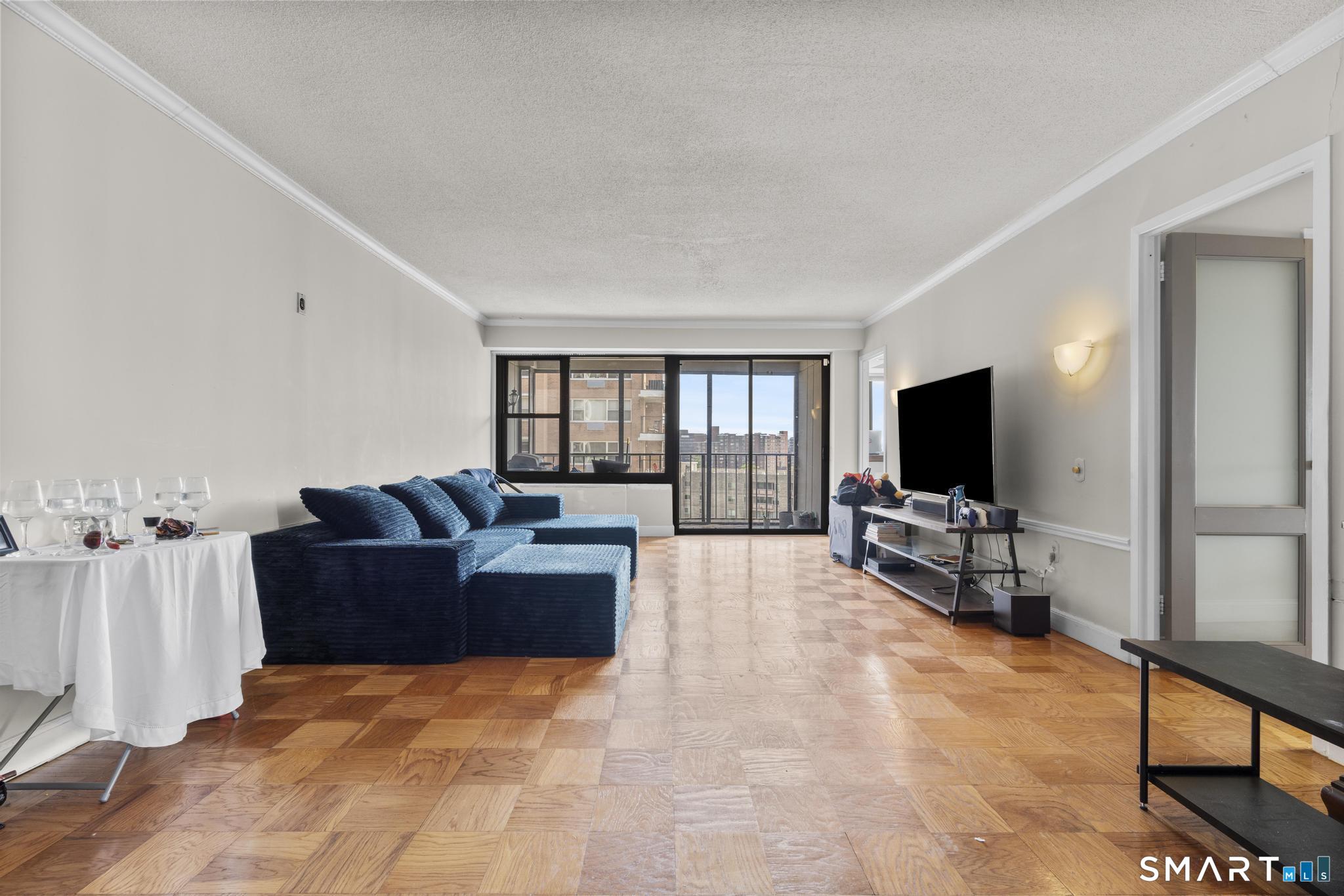 44 Strawberry Hill Avenue 8K