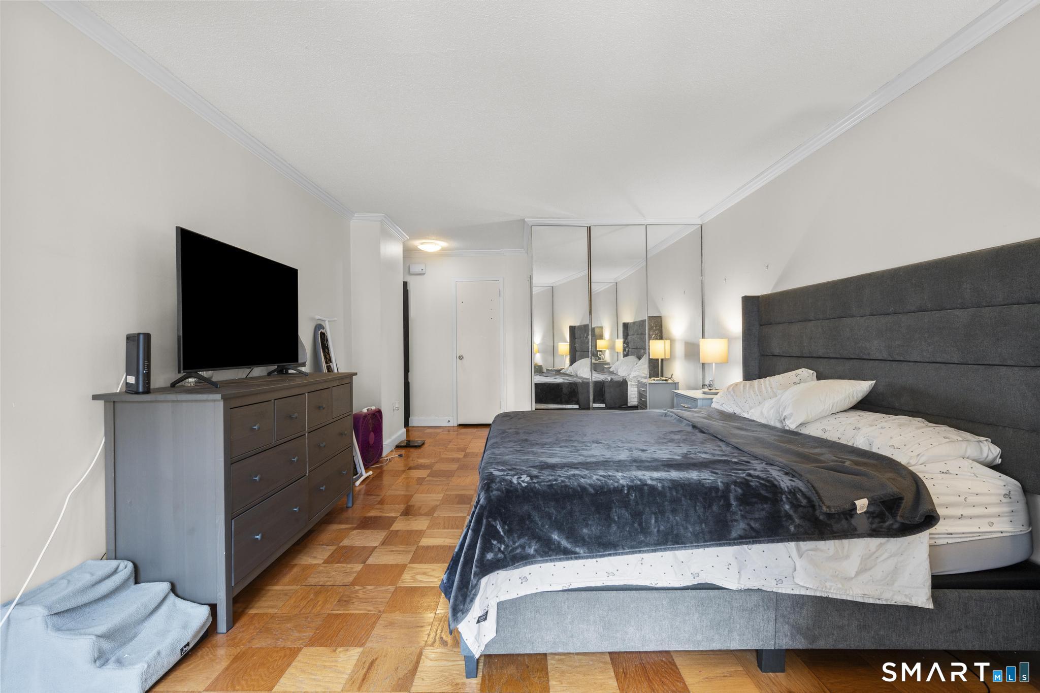 44 Strawberry Hill Avenue 8K