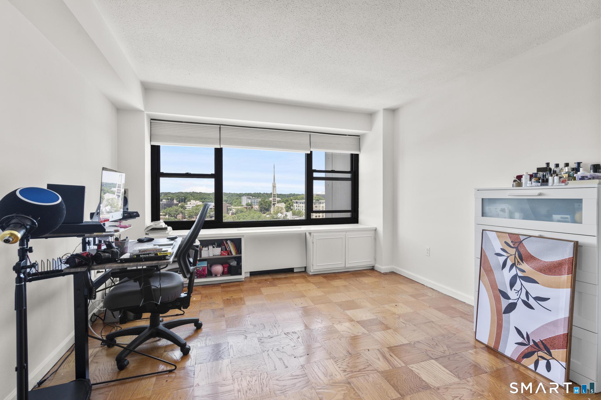 44 Strawberry Hill Avenue 8K