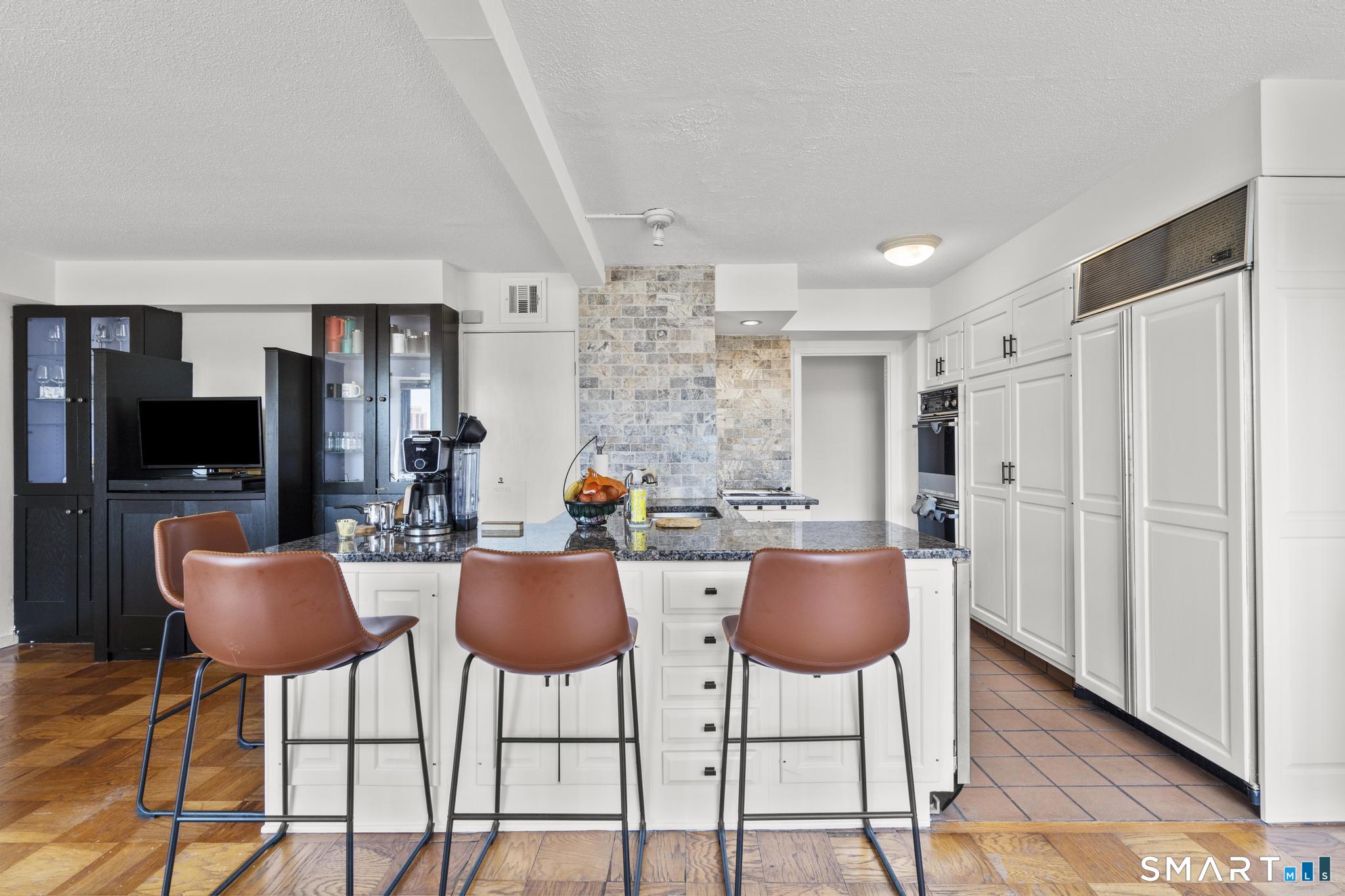 44 Strawberry Hill Avenue 8K