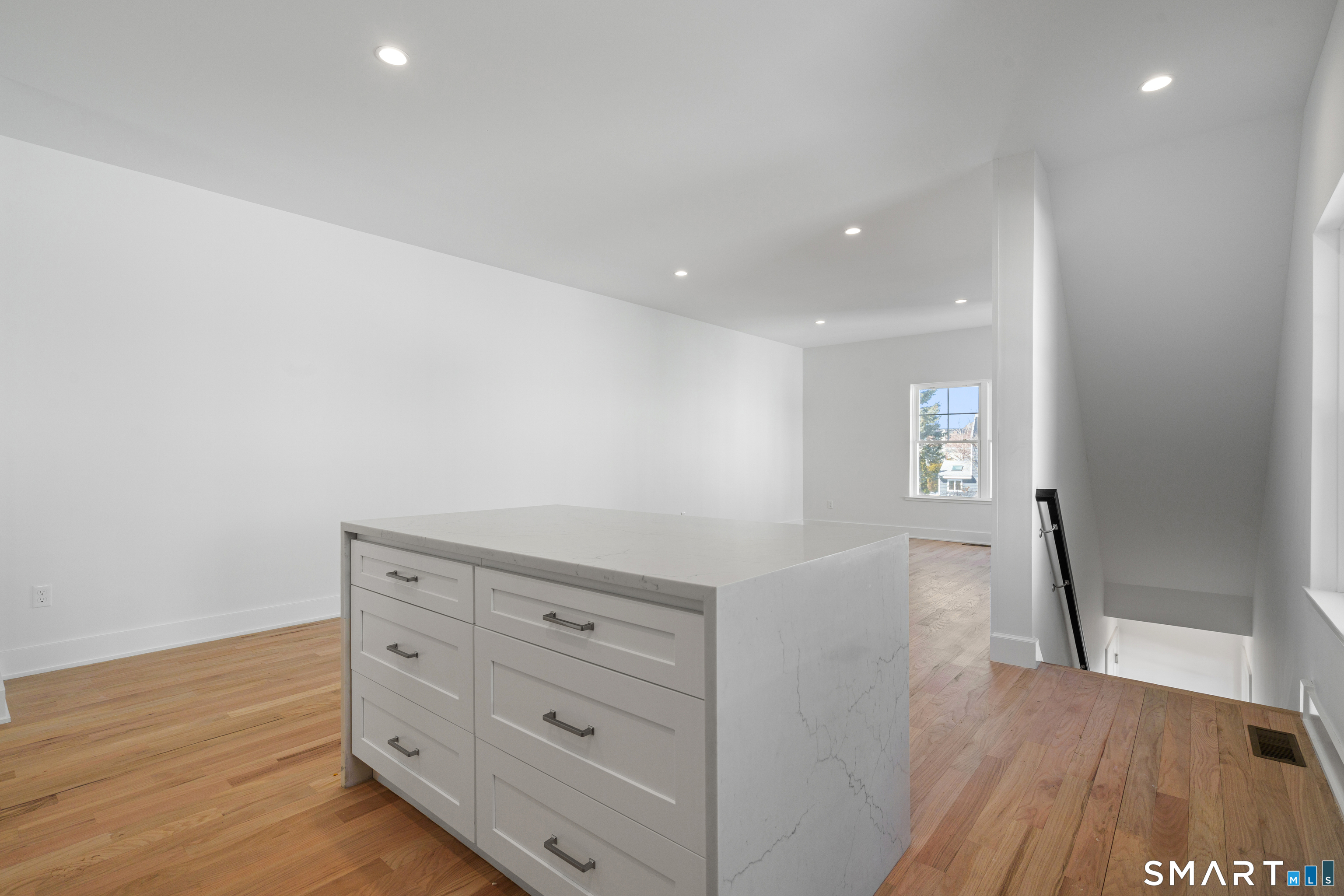 25 Village Road B