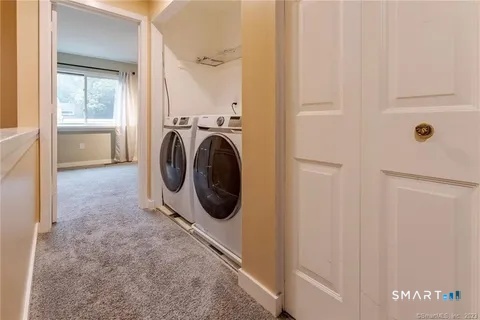 101 Farmington Chase Crescent 101