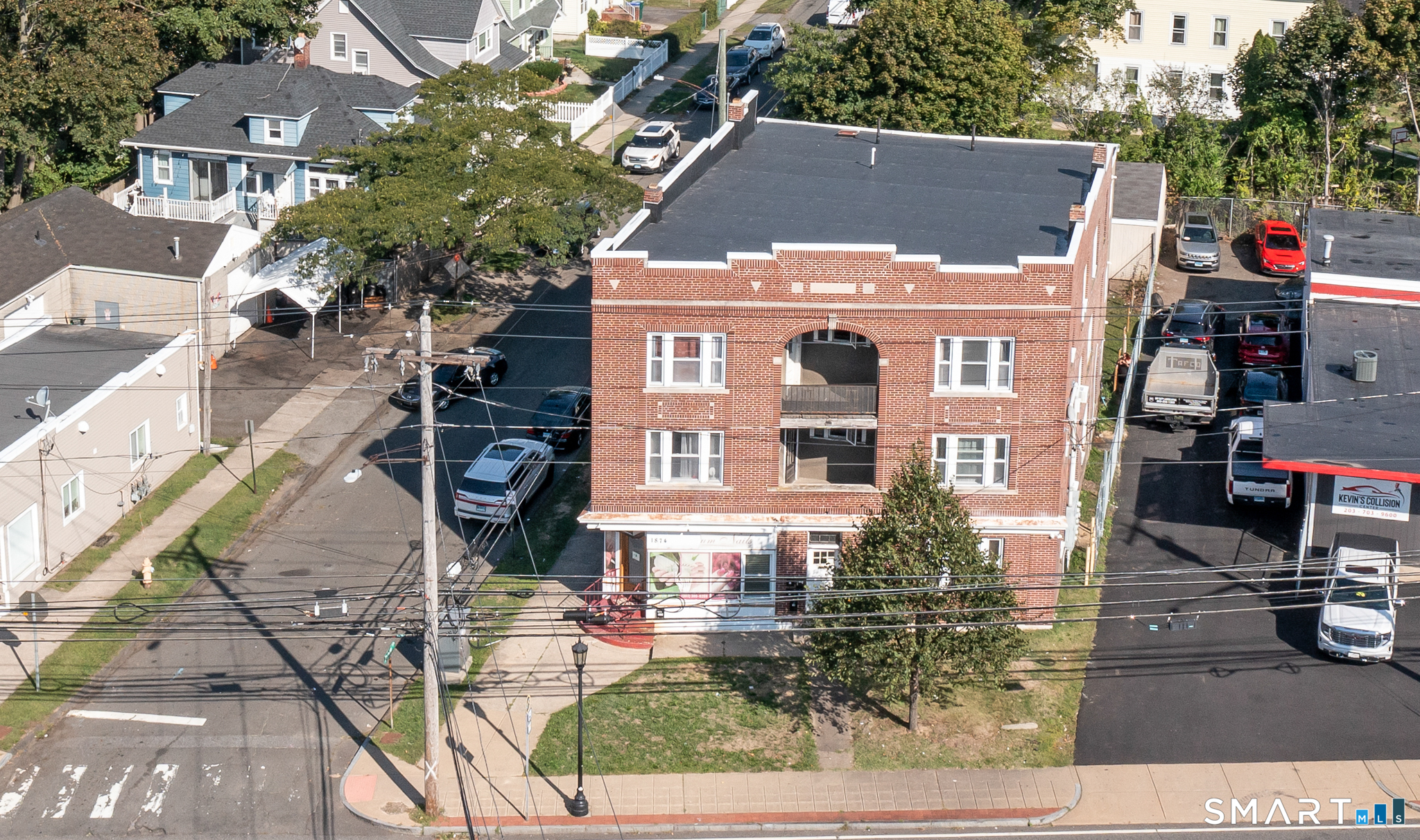 1874 Barnum Avenue 2E