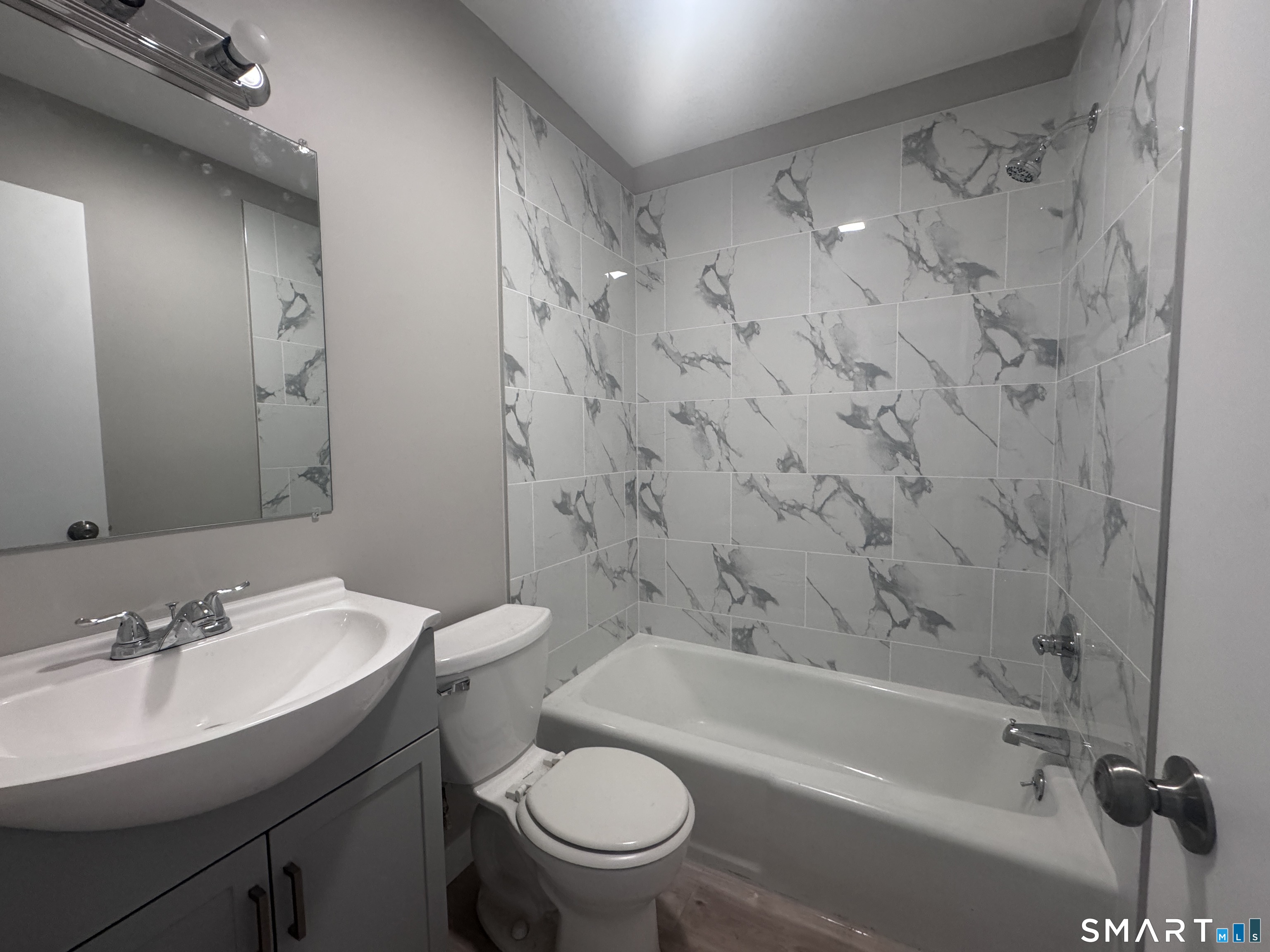 197 Potuccos Ring Road Apt 4