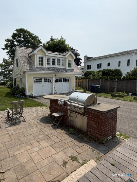 14 Pearl Street