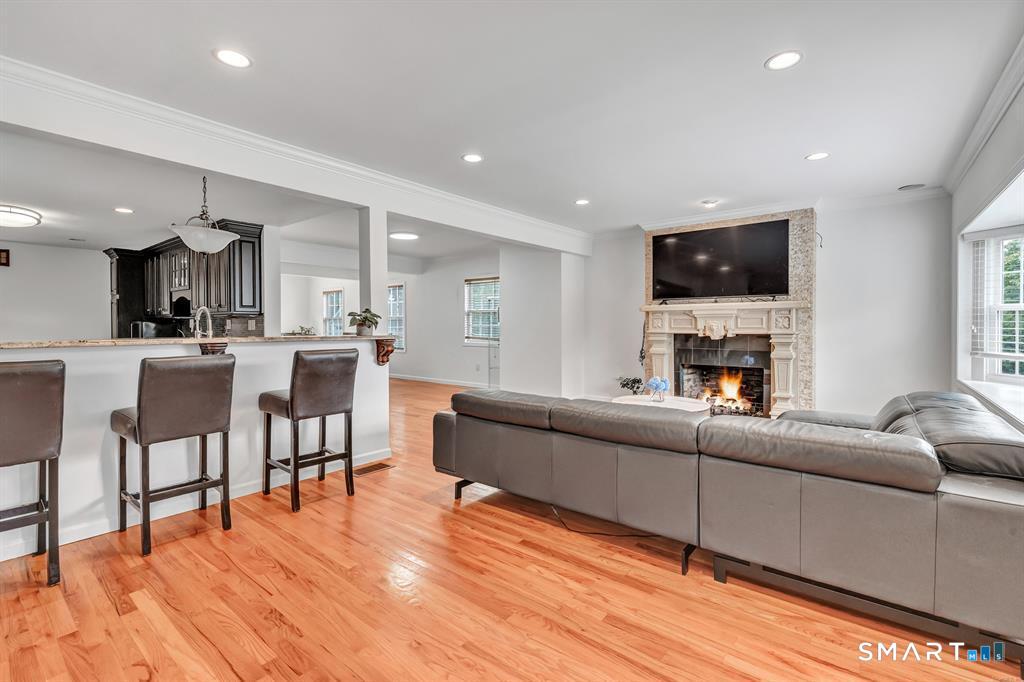 171 Henderson Road