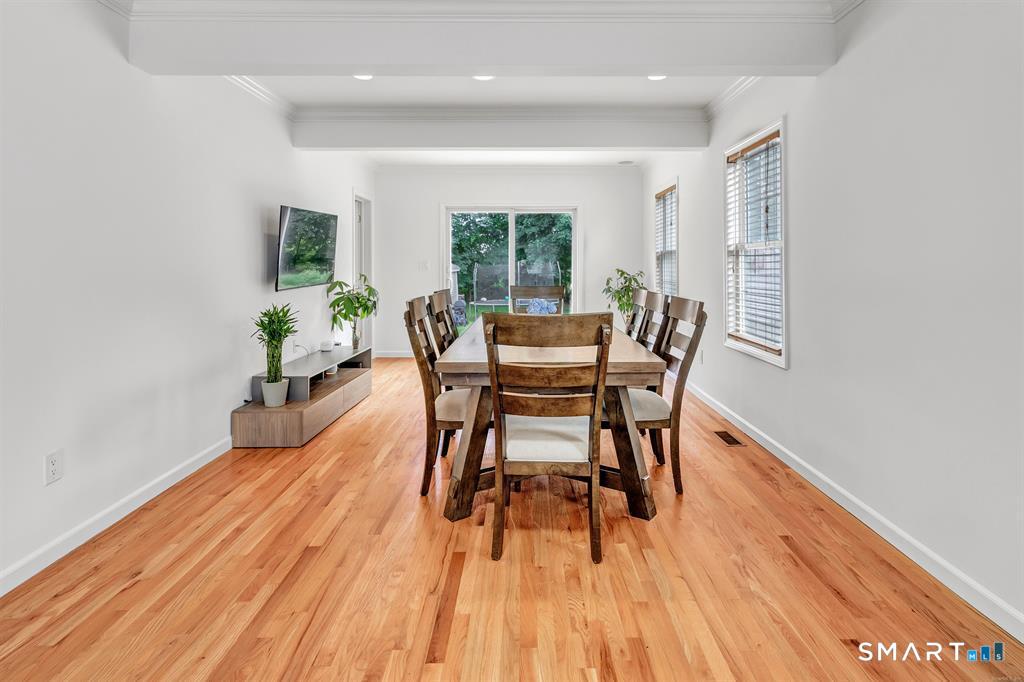 171 Henderson Road