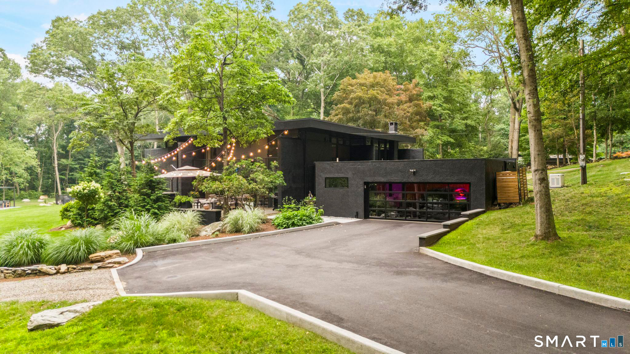 17 Pine Ridge Road