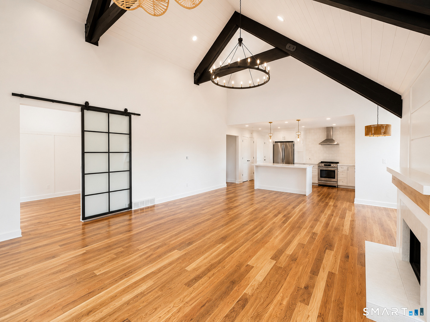 585 Pequot Lane Unit: B