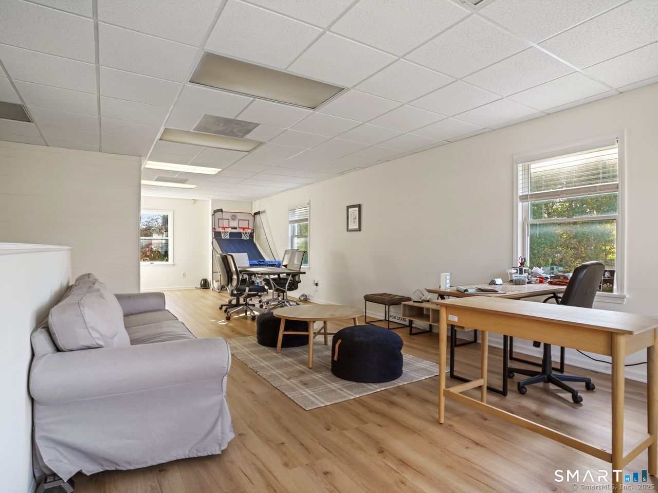 919 Stratford Avenue Unit: 7, 2nd Floor