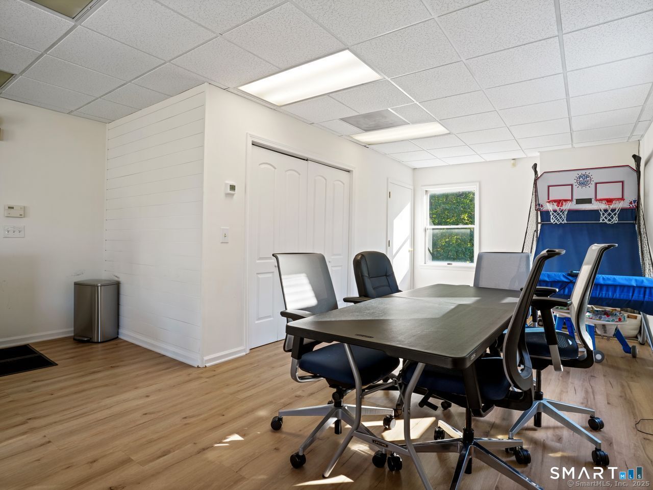 919 Stratford Avenue Unit: 7, 2nd Floor