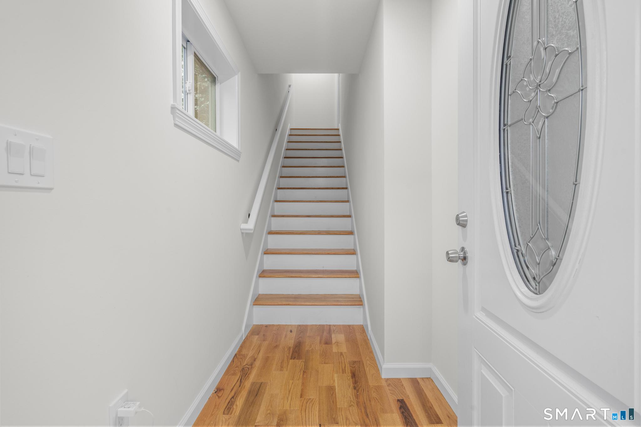 131 Columbia Street Unit: 2