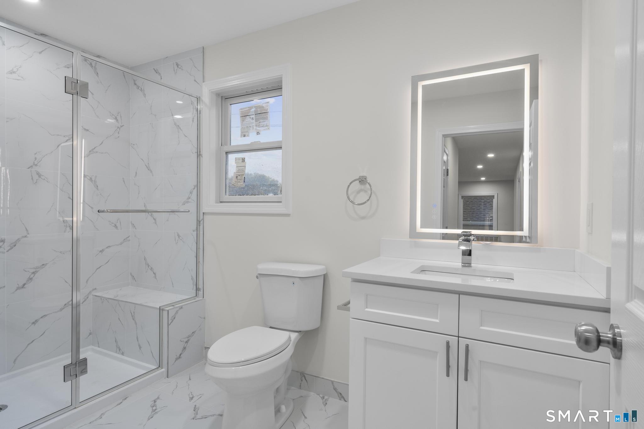 131 Columbia Street Unit: 2
