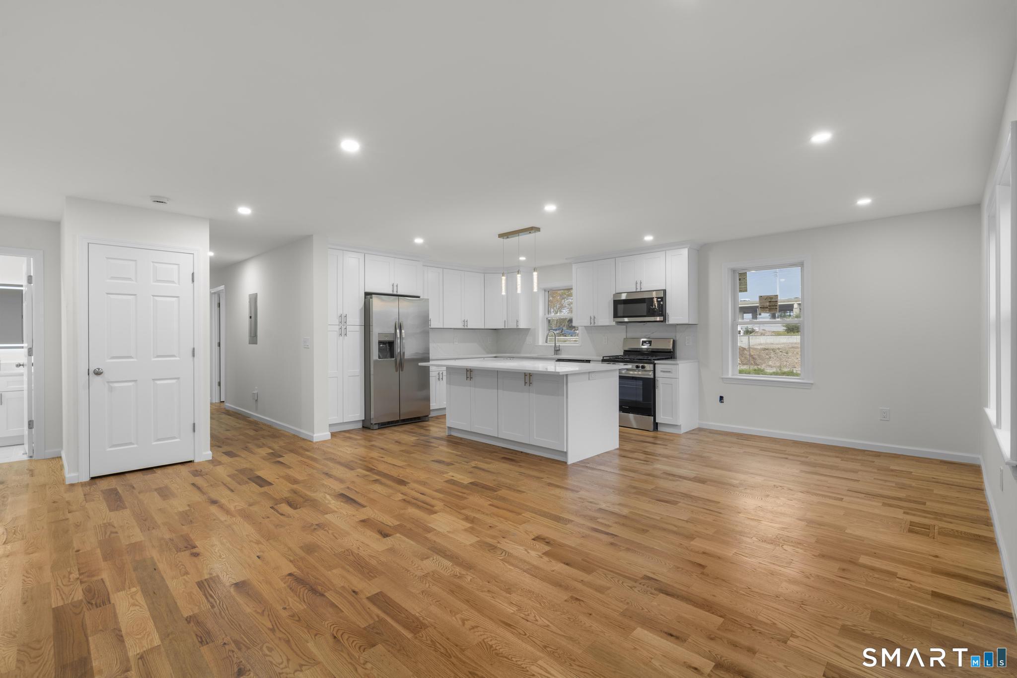 131 Columbia Street Unit: 1