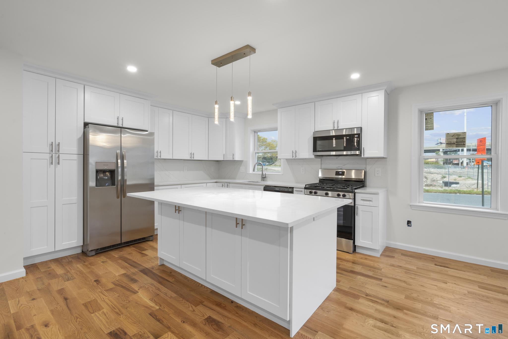 131 Columbia Street Unit: 1
