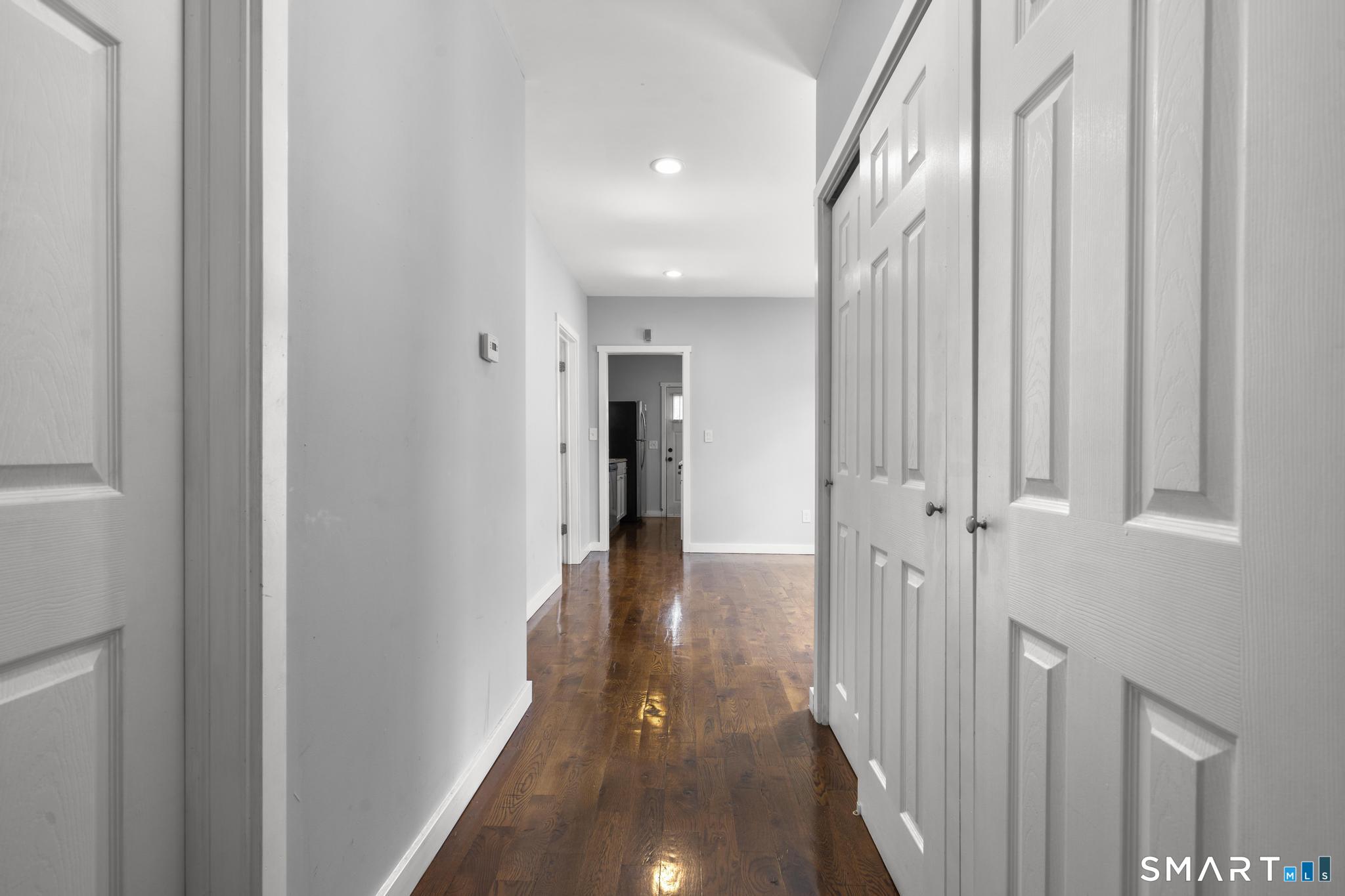 62 Saint Michaels Avenue Unit: 1st Floor