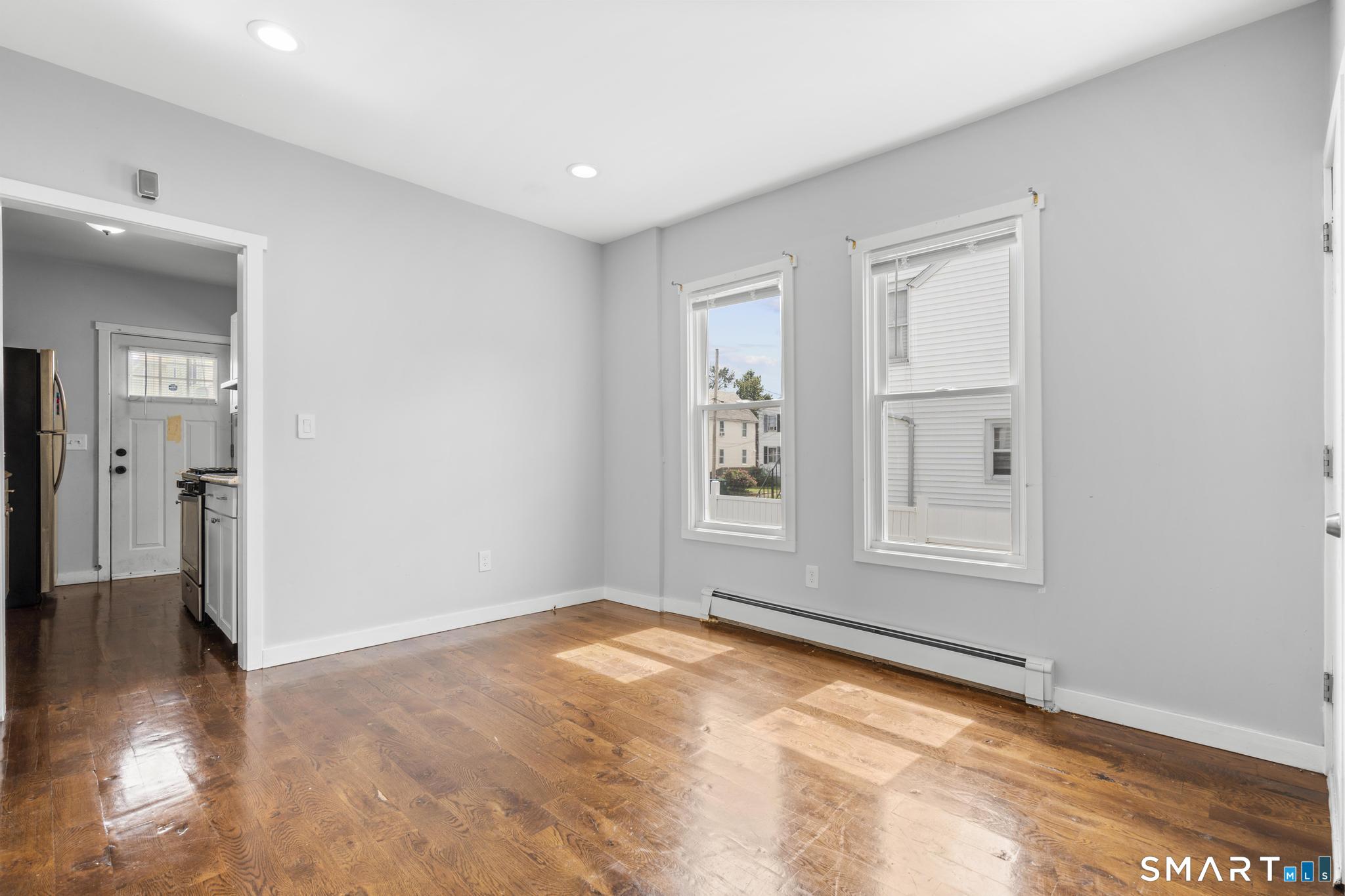 62 Saint Michaels Avenue Unit: 1st Floor