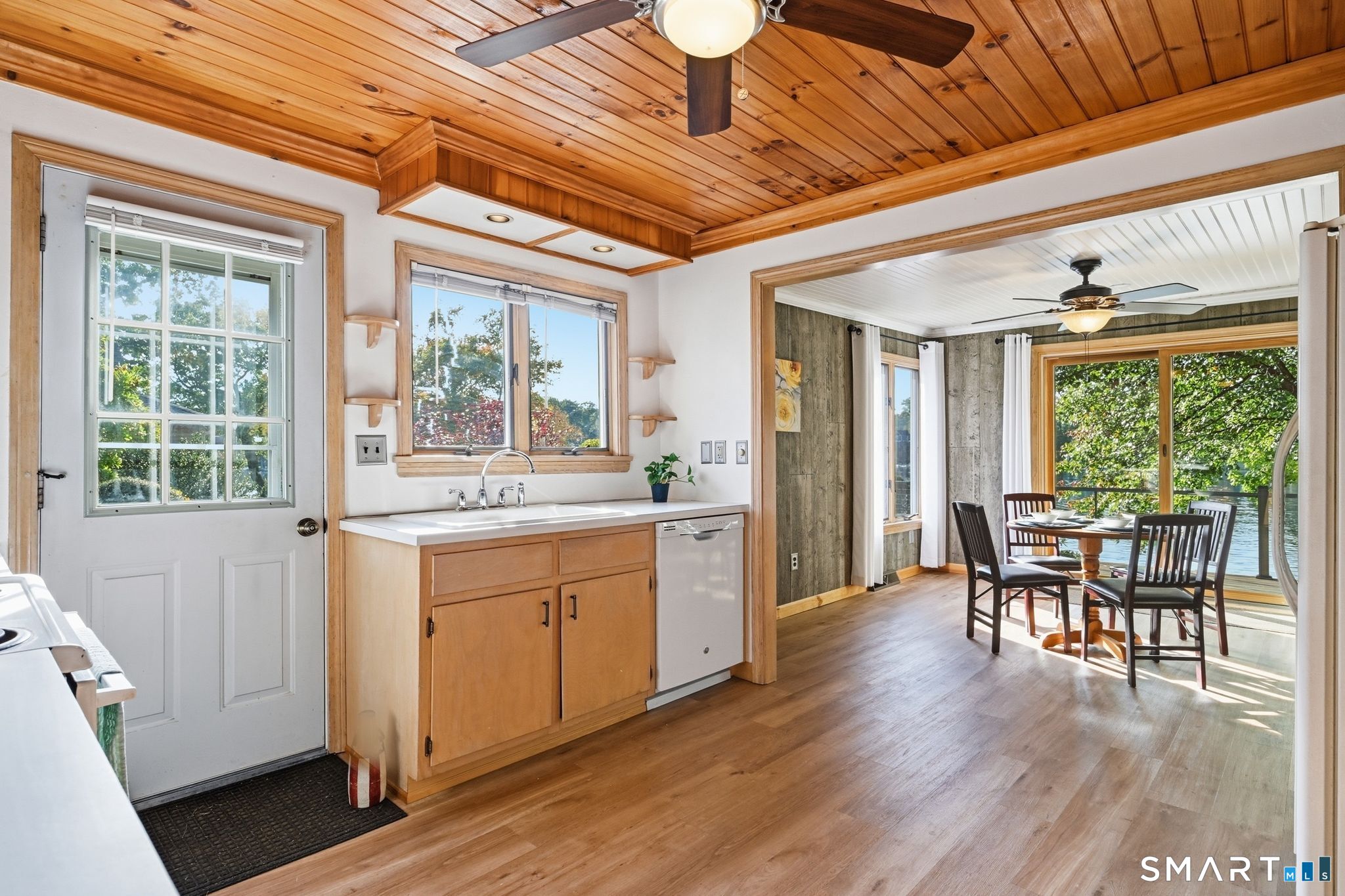 643 Forest Road