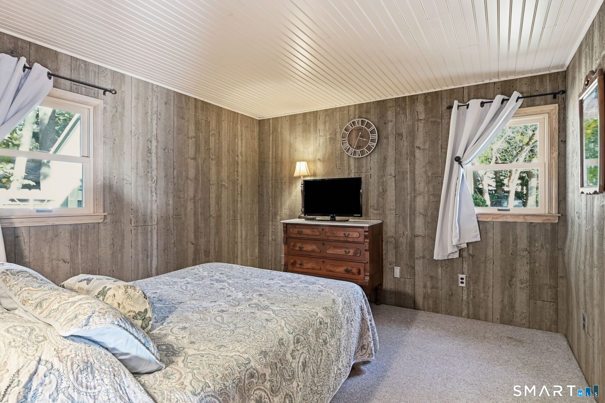 643 Forest Road