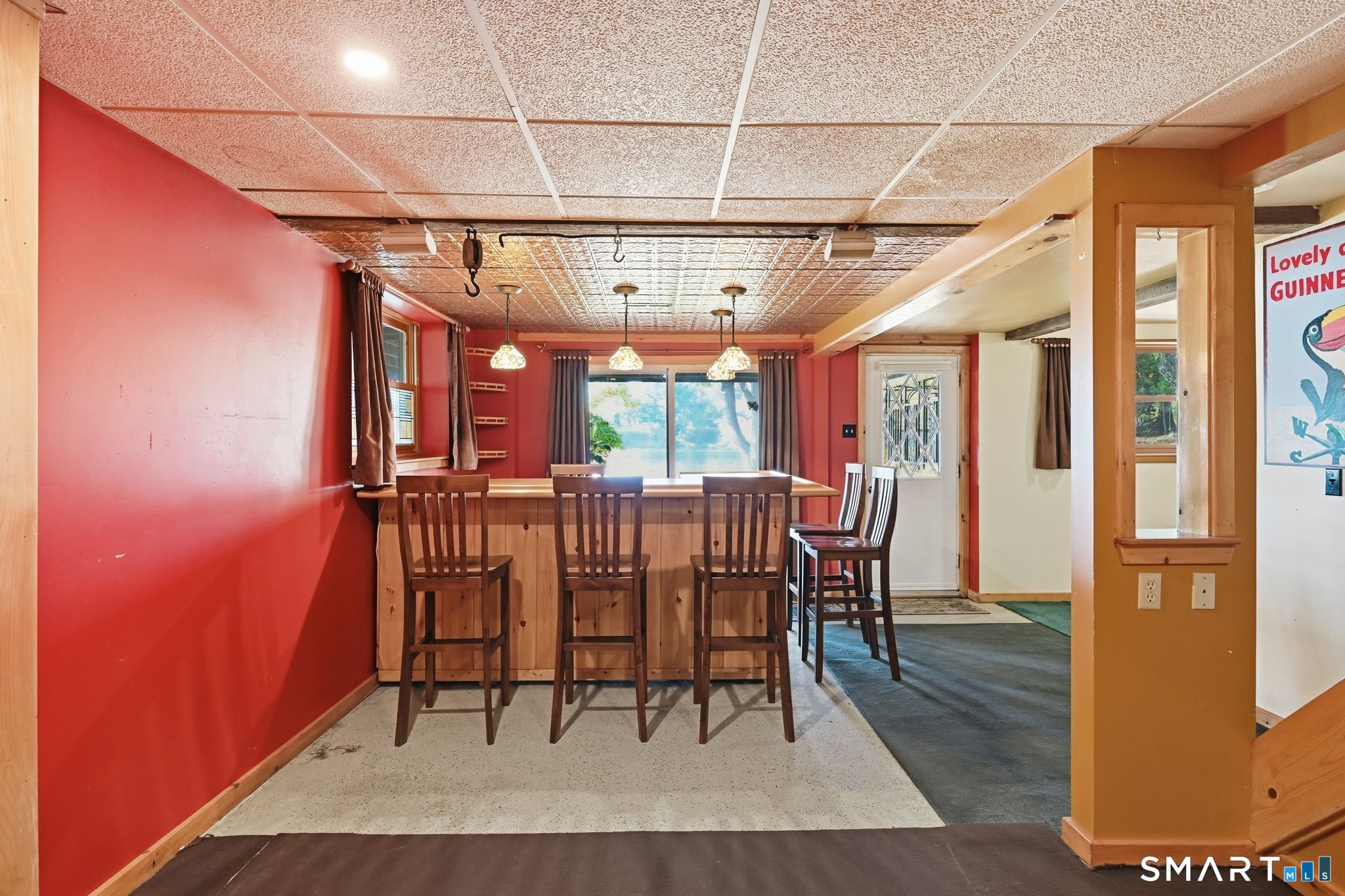 643 Forest Road