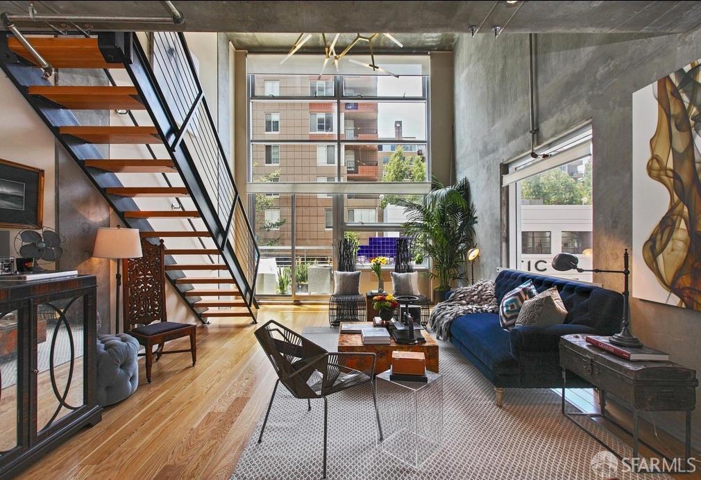 77 Dow Place # 111