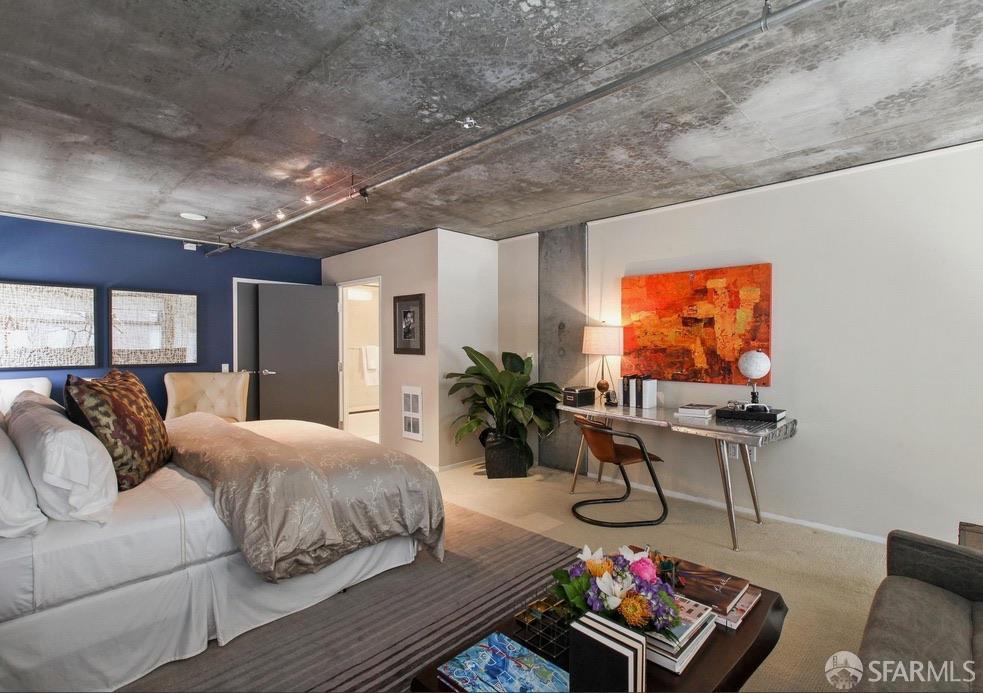 77 Dow Place # 111