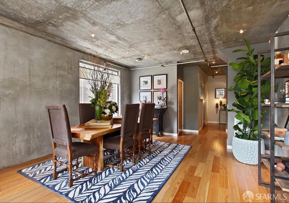 77 Dow Place # 111