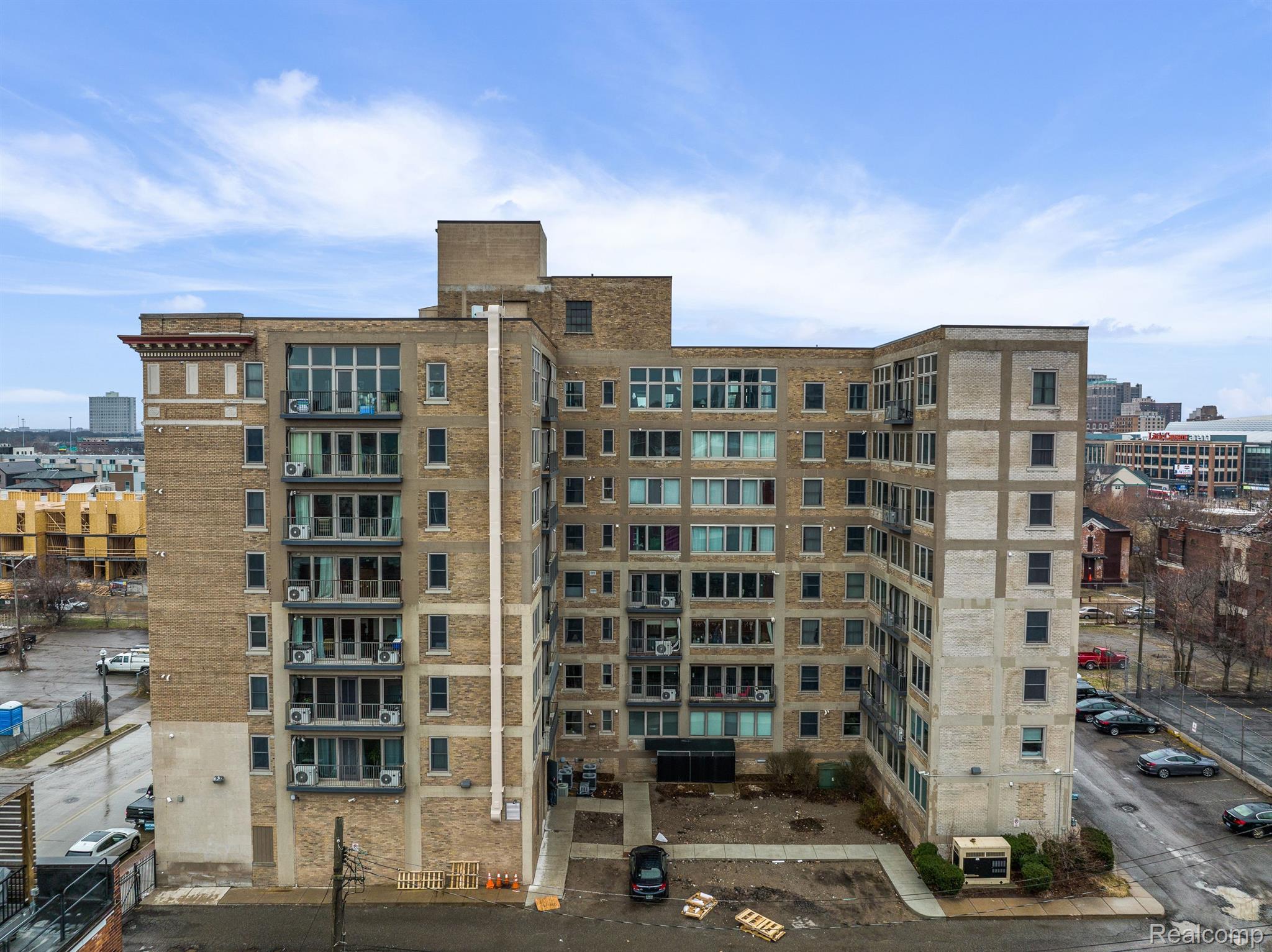 2915 JOHN R STREET 506