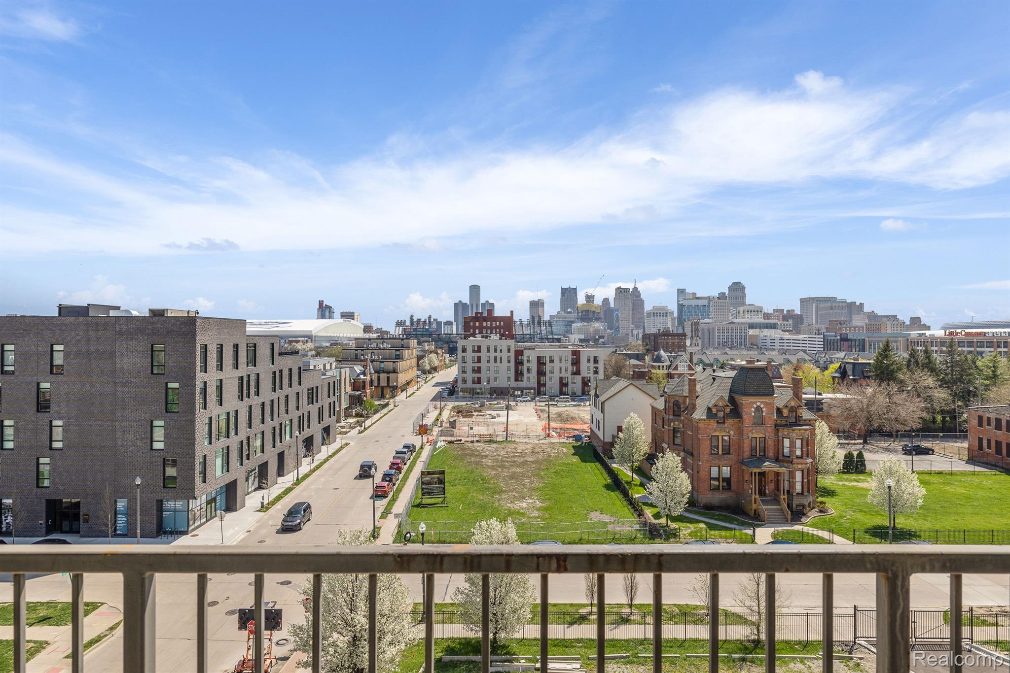 2915 JOHN R STREET 506