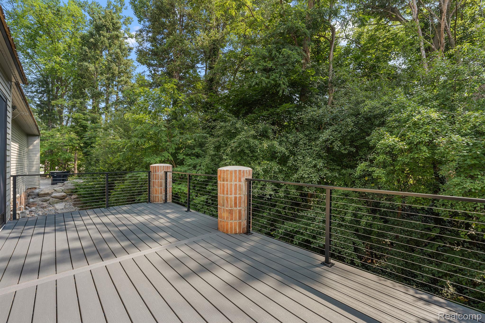 25 SCENIC OAKS DRIVE N