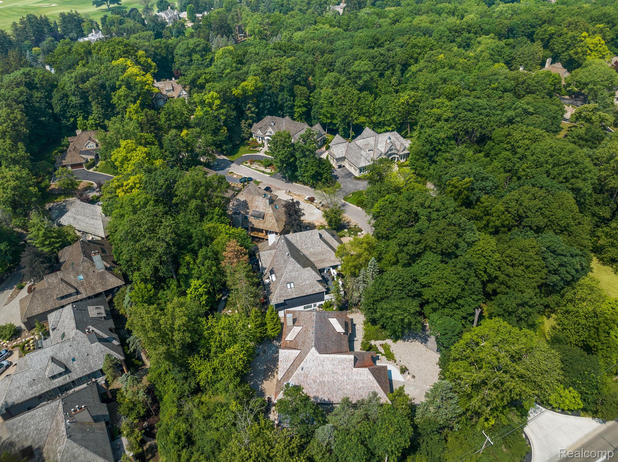 25 SCENIC OAKS DRIVE N