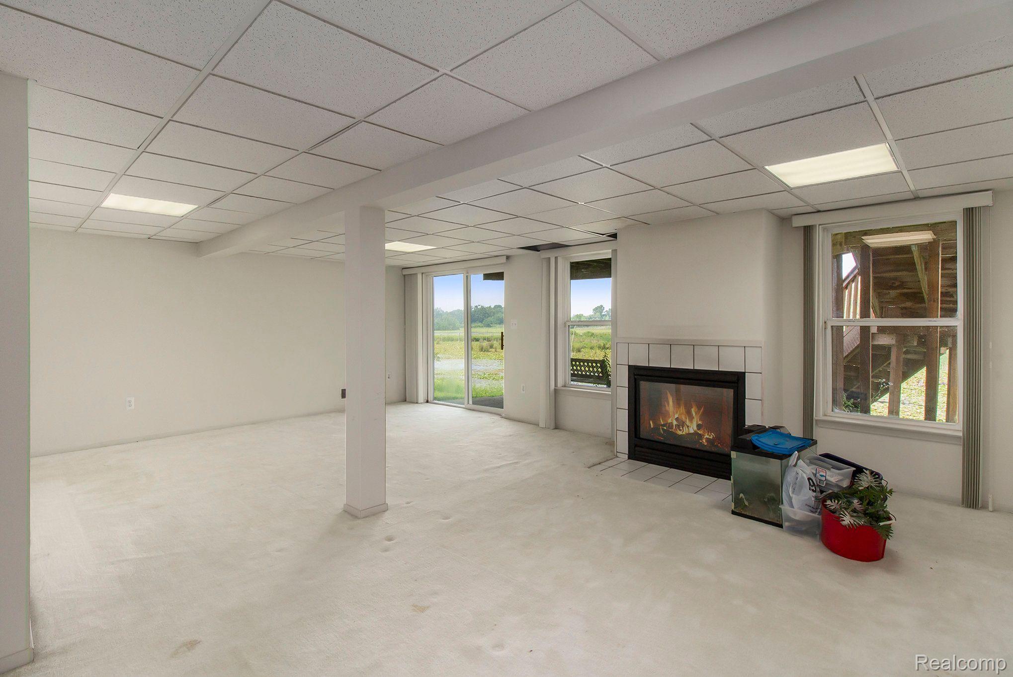 214 SHORE BROOK LANE