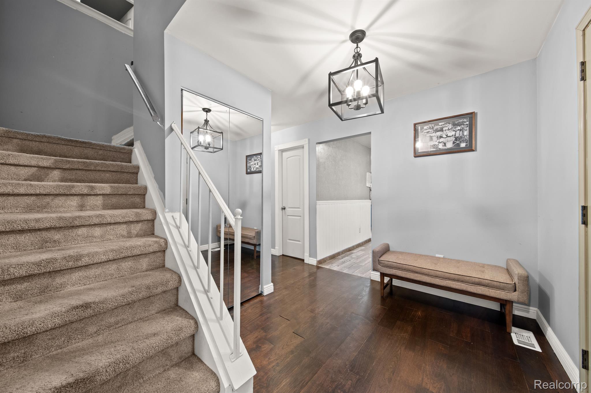 5092 CHESTERSHIRE DRIVE