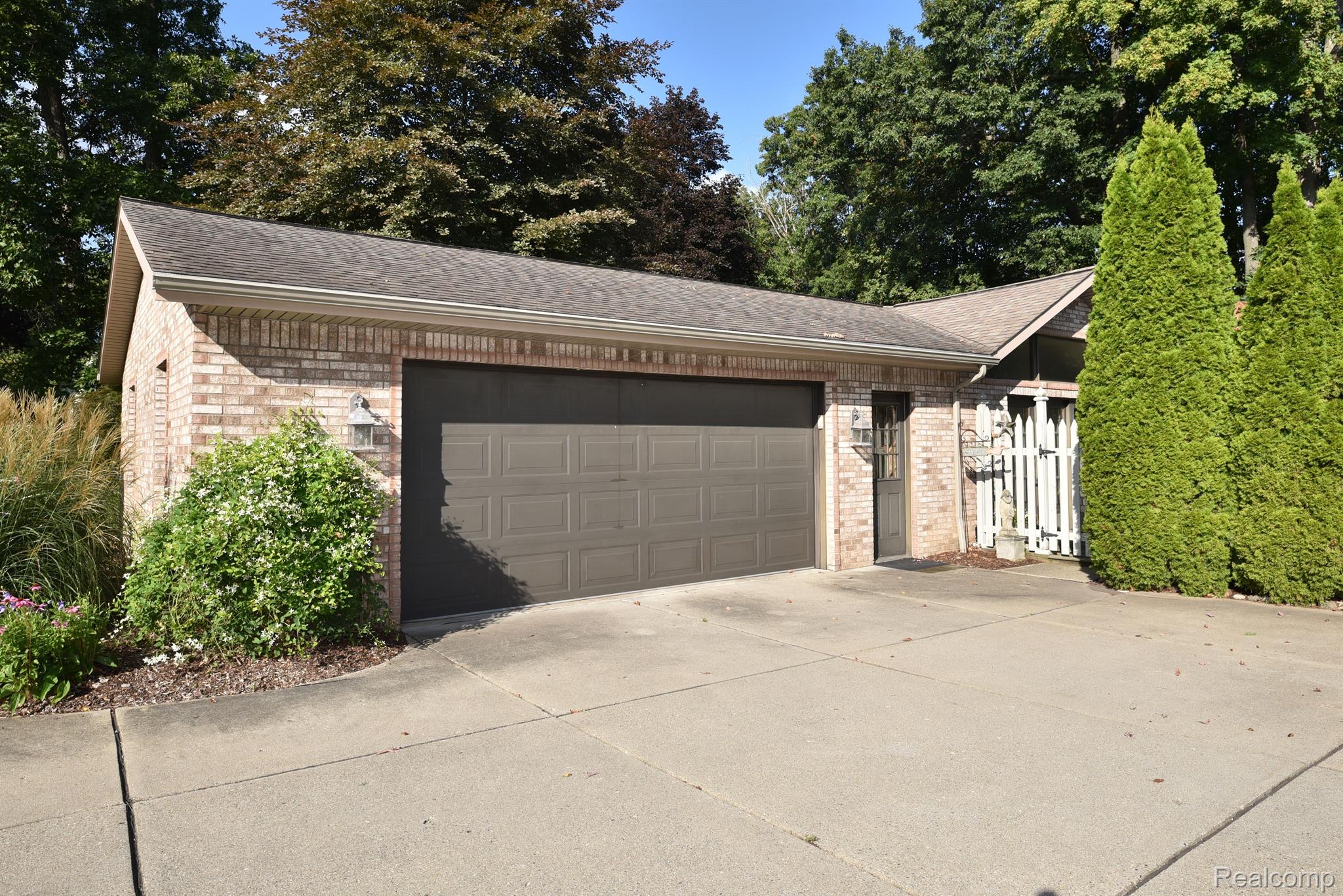 33733 BRAEBURY RIDGE