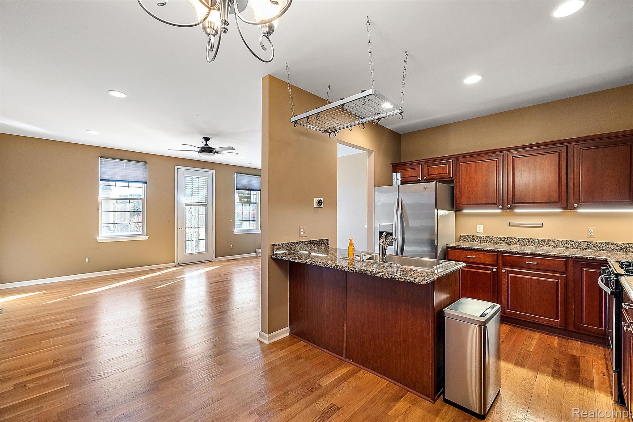 56637 LONG ISLAND DRIVE