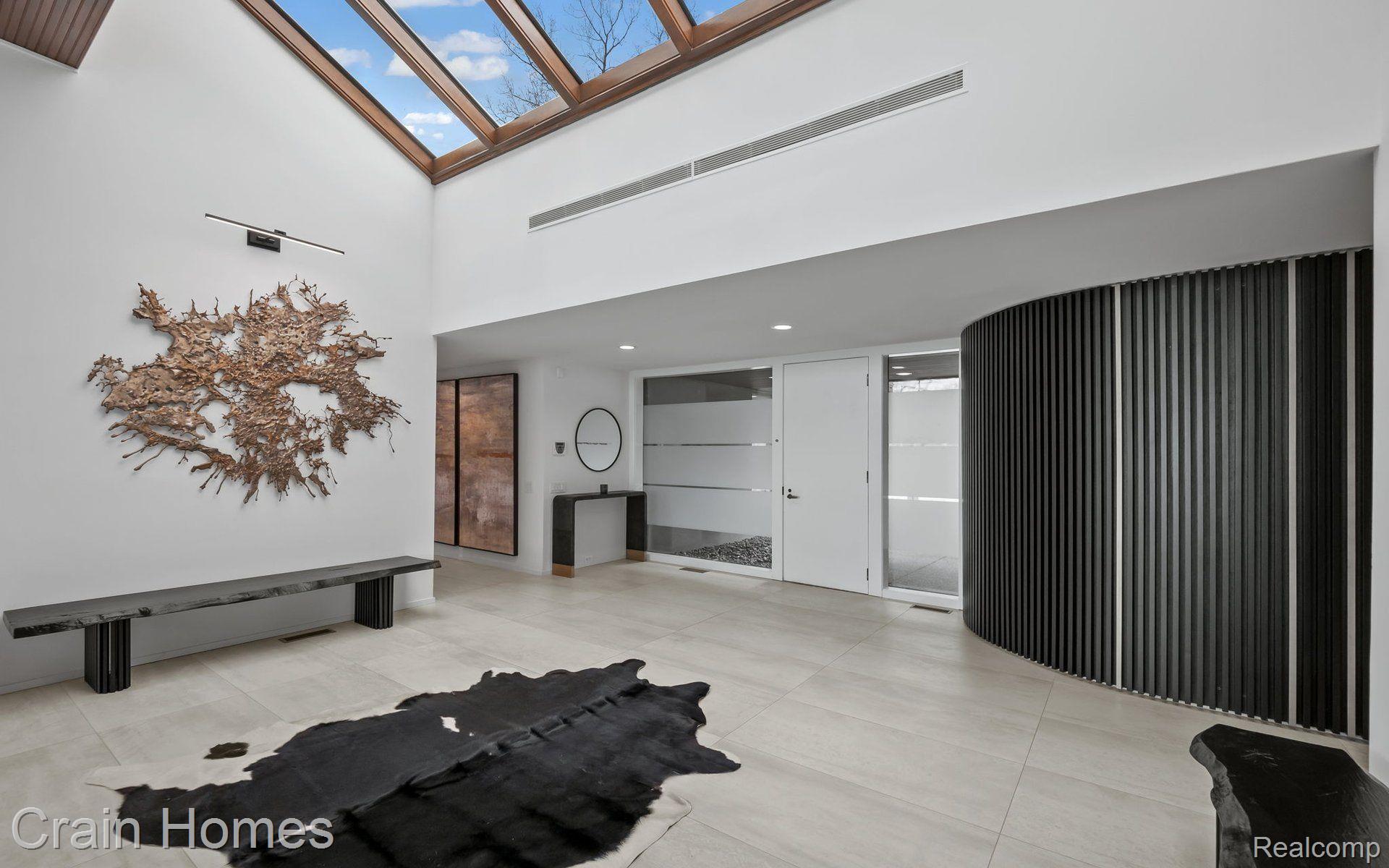 3897 LAKELAND LANE