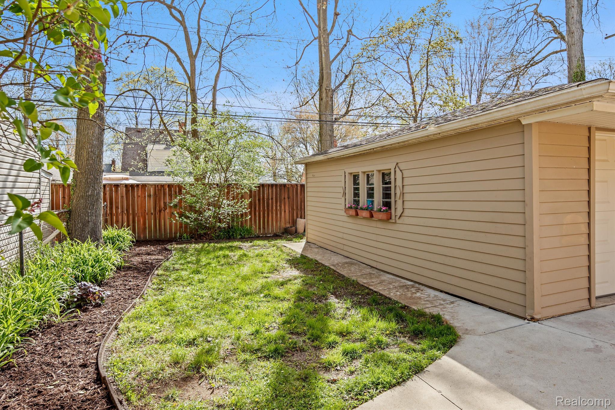 3644 CUMBERLAND ROAD