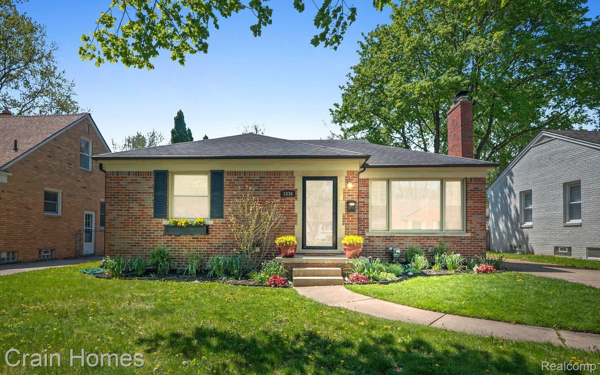 1836 HUMPHREY AVENUE
