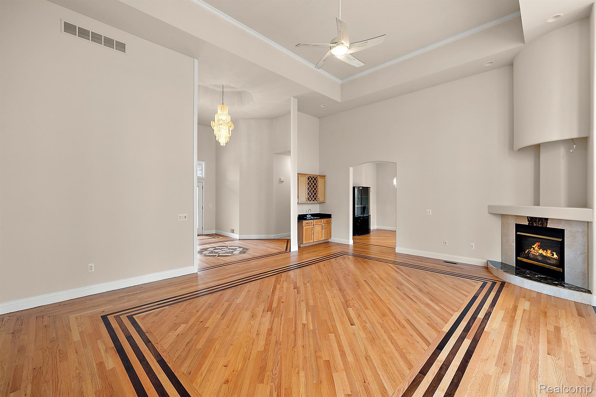 52041 LOON COURT