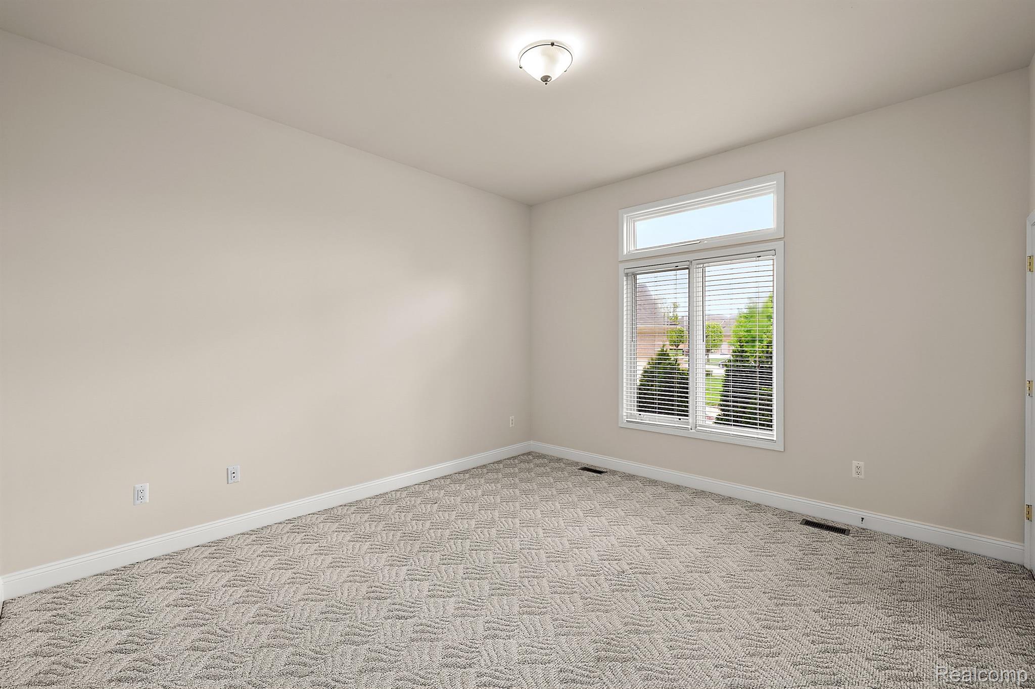 52041 LOON COURT