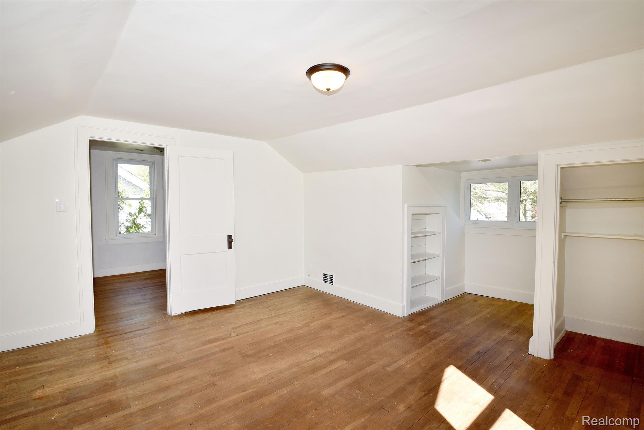 325 W LEWISTON AVENUE