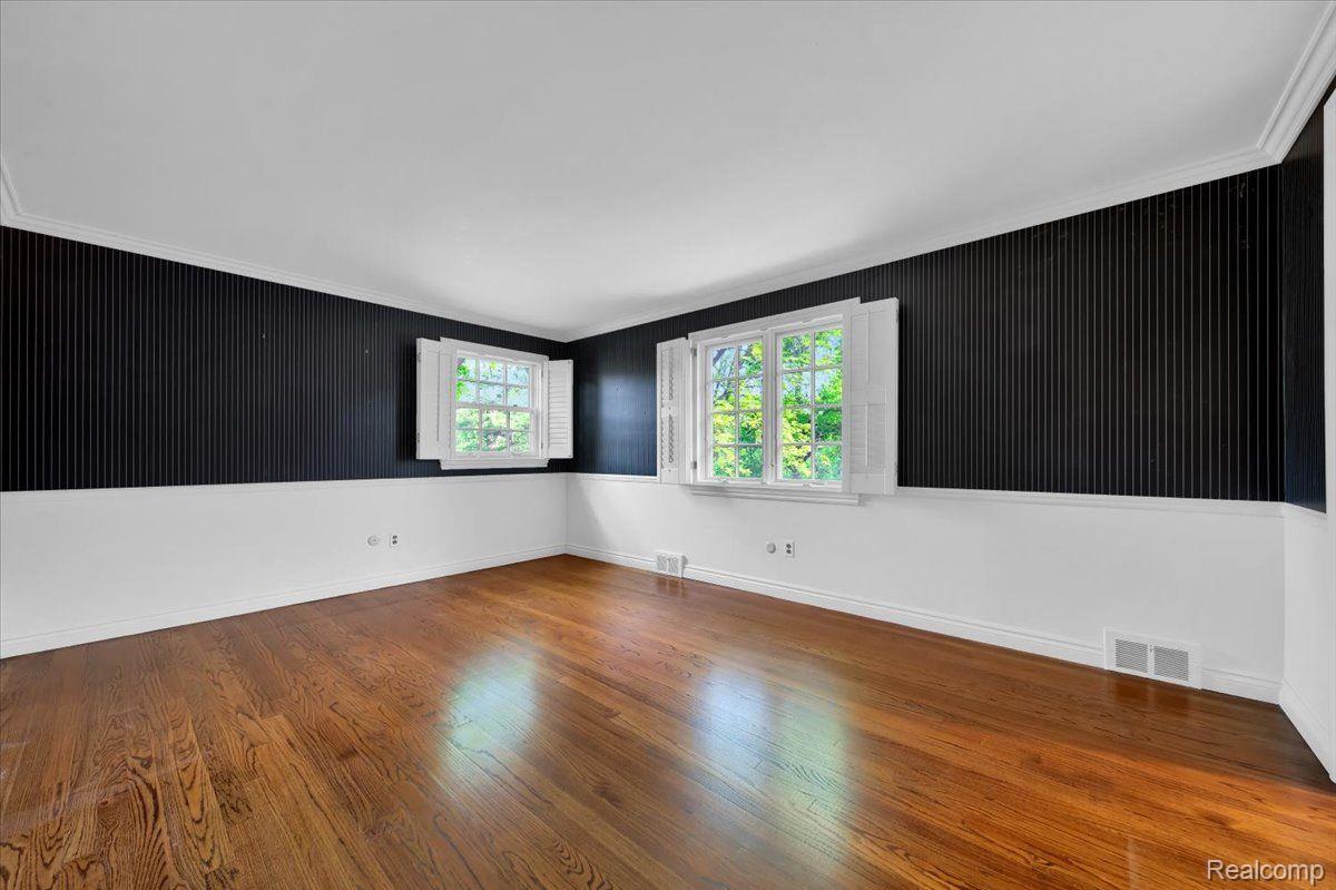 1400 FAIRWAY DRIVE